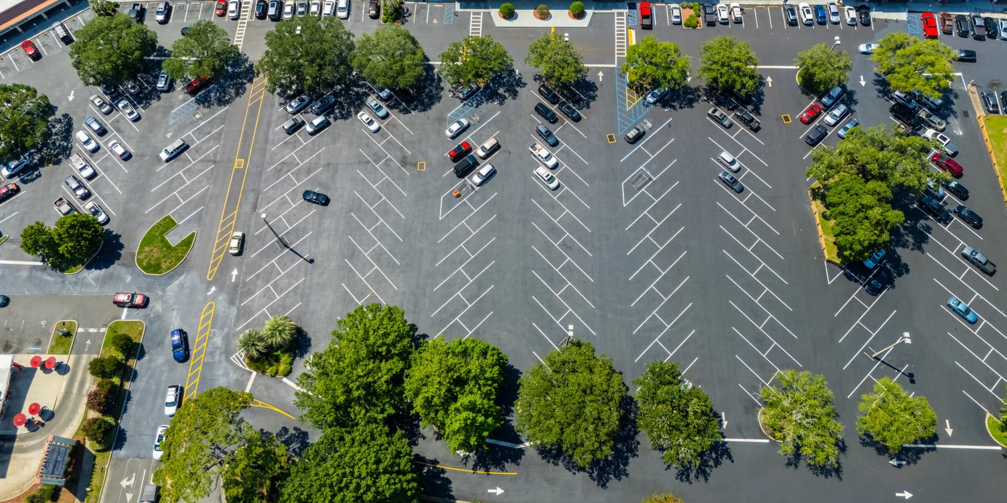 Property Manager Guide to Commercial Pavement Maintenance in Havana
